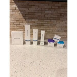 Rodan + Fields‎ bundle
